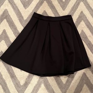pleated skirt with silver zipper
